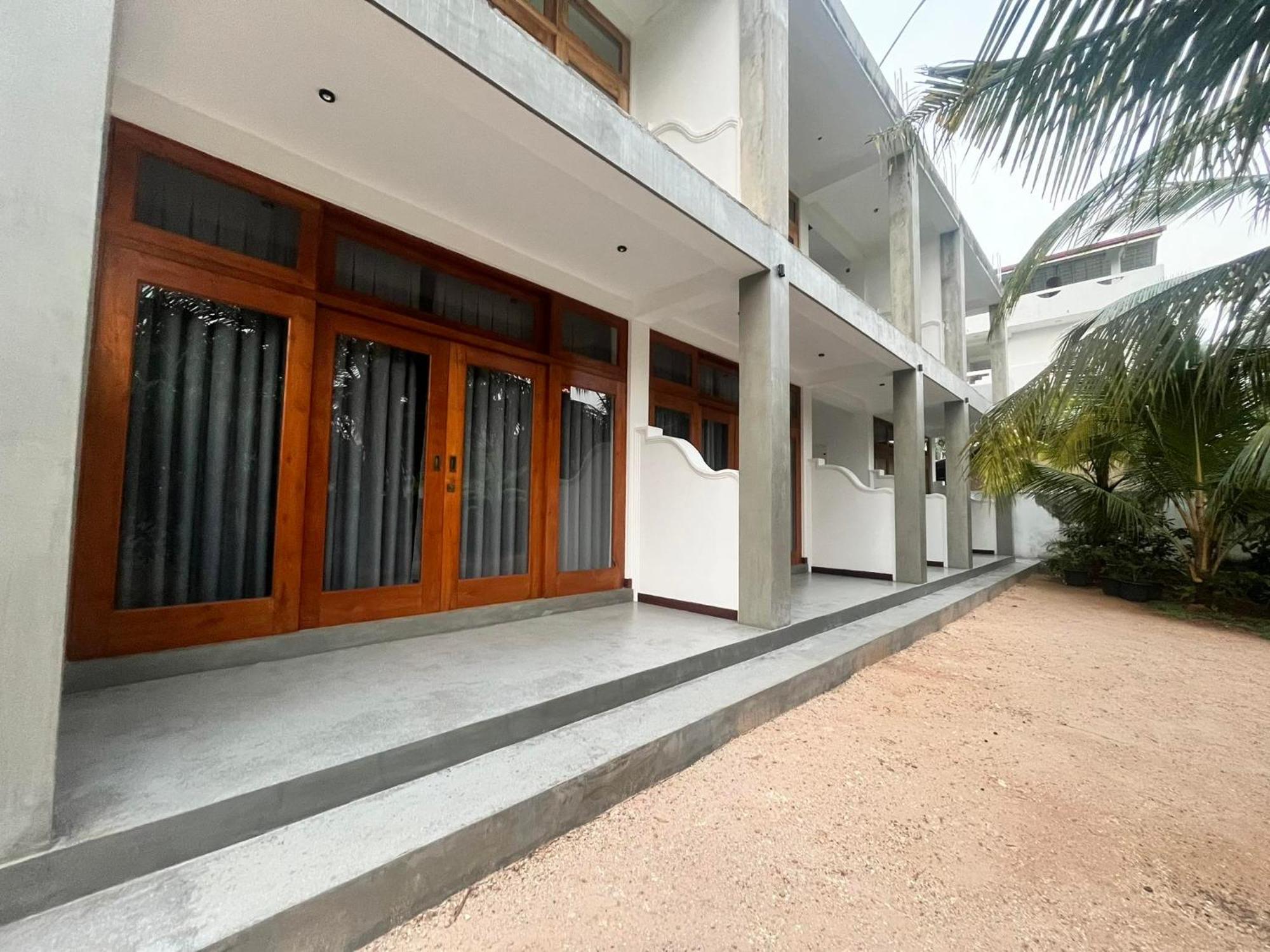 New Ocean Breeze Madiha Hotel Matara Kültér fotó