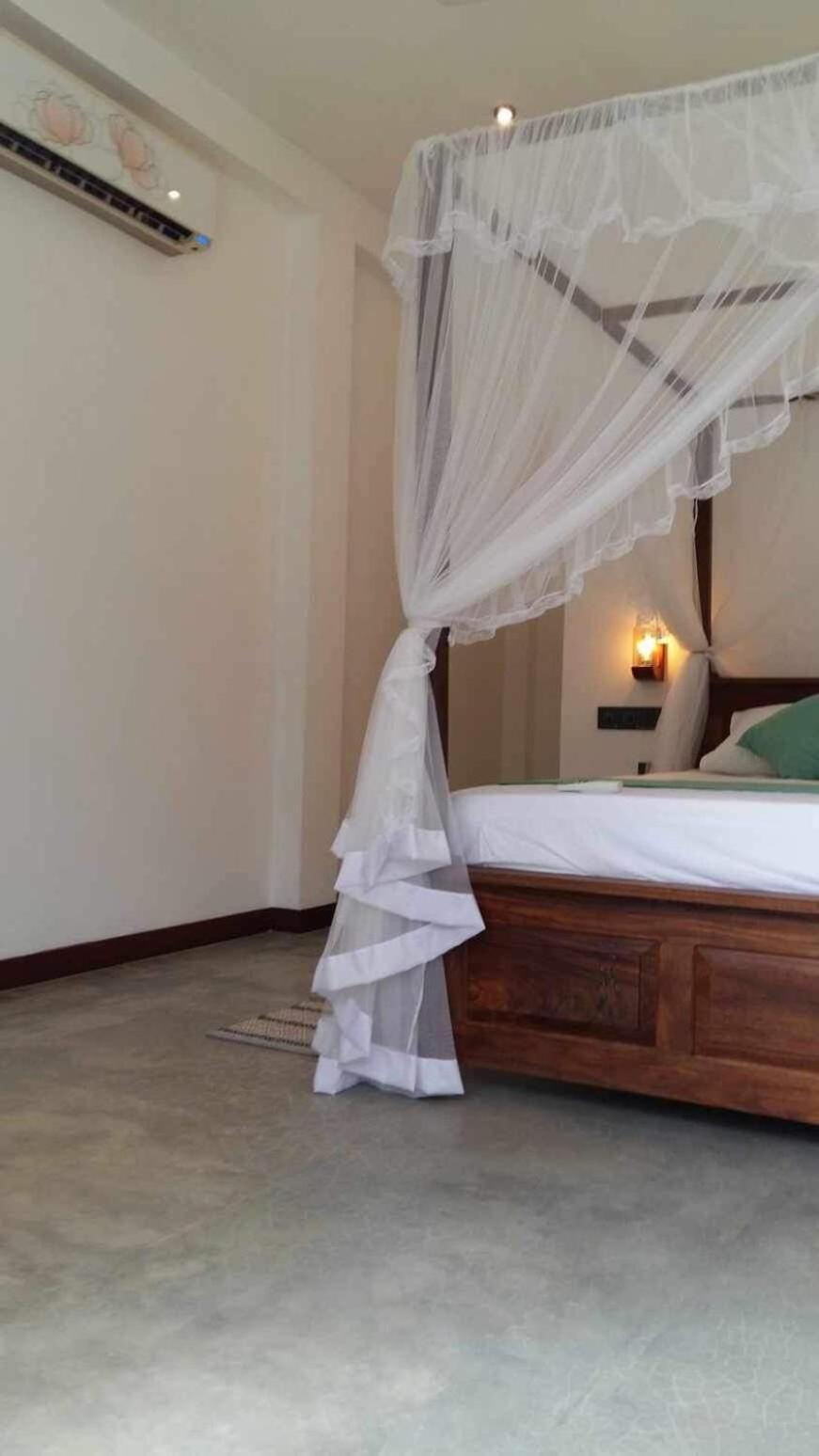 New Ocean Breeze Madiha Hotel Matara Kültér fotó