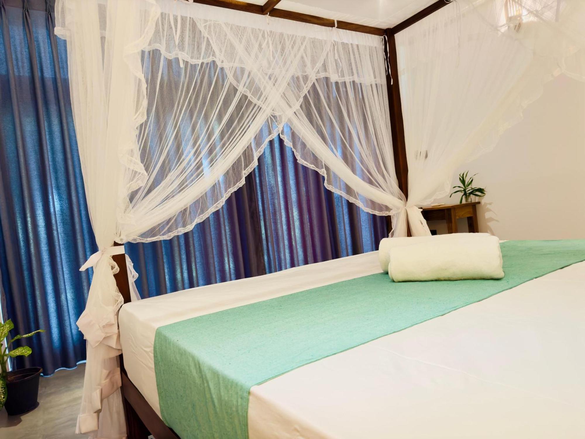New Ocean Breeze Madiha Hotel Matara Kültér fotó